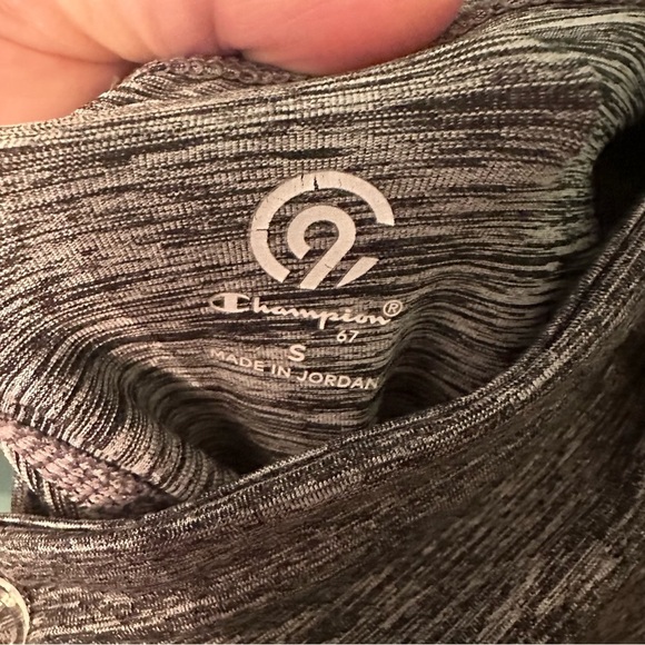 Champion Cropped Leggings with Pockets Size Small - Picture 2 of 3